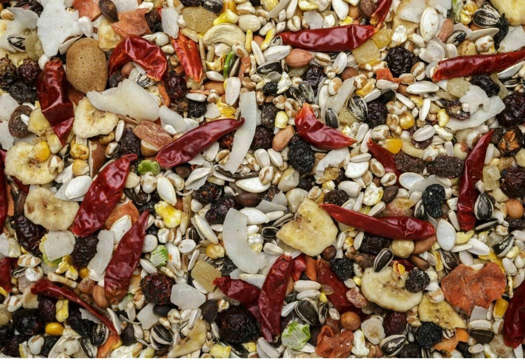 Johnston & Jeff Large Parrot Low Sunflower Mix 12.75kg - Image 2